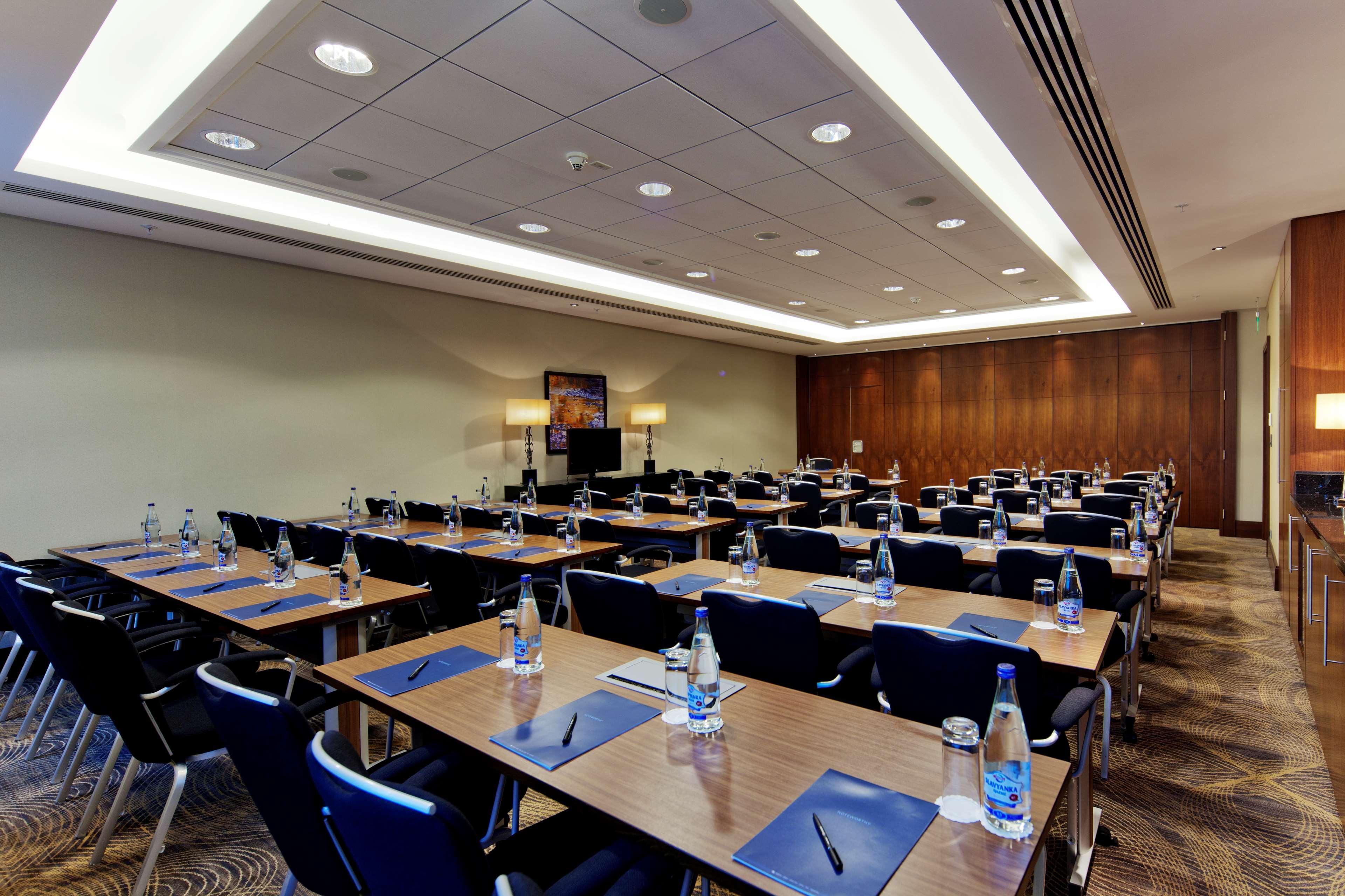 Hilton Baku Hotel Business photo Meeting room
